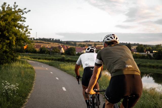 Midlife Cycling, Workplace Generations and IHT