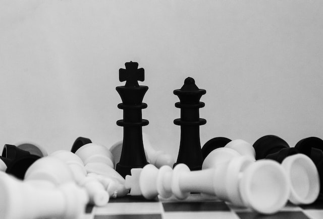 Flow, The Queen and inflation