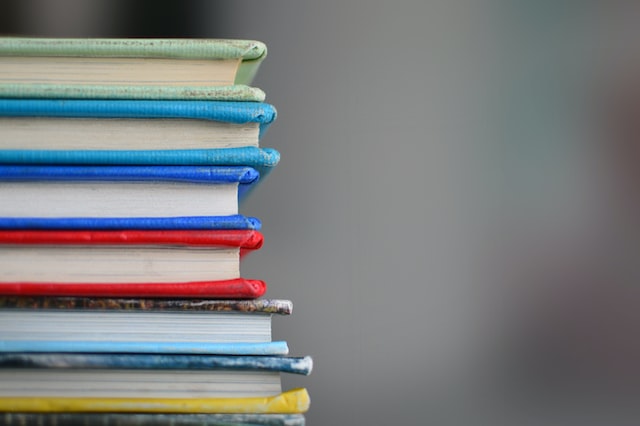 Dementia, education and finance fads
