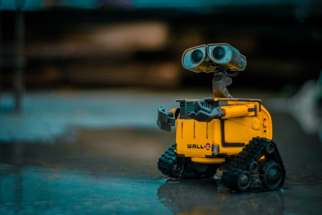Anthony Bourdain, Robots and the Autumn Statement